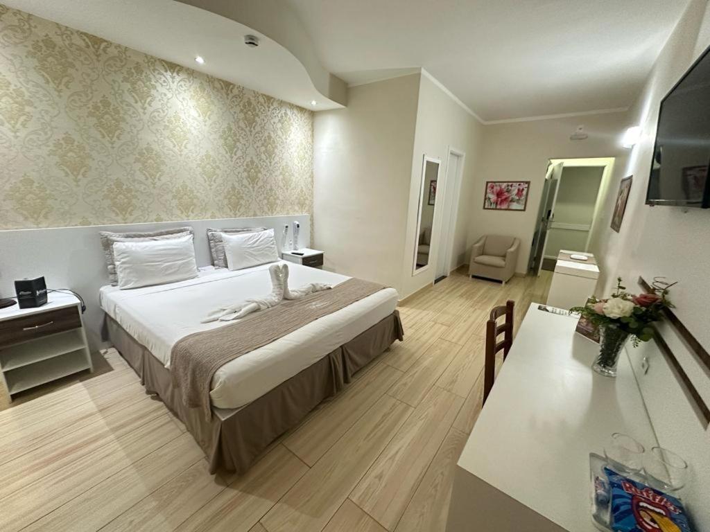 Charles Hotel 4*